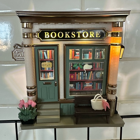 Bath & Body Works Bookstore Wall Decor - Green and Brown - Picture 3 of 3